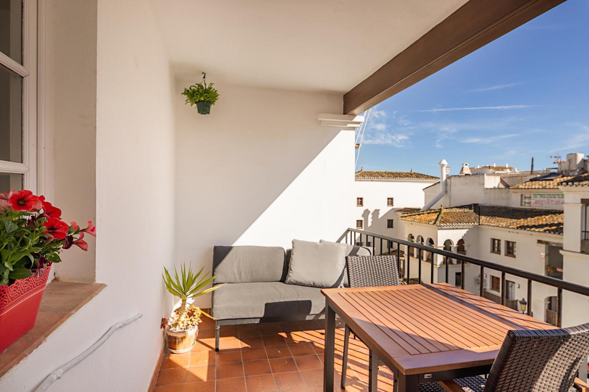 Duquesa Port Studio Apartment - Bright Sunlit Terrace Manilva Buitenkant foto